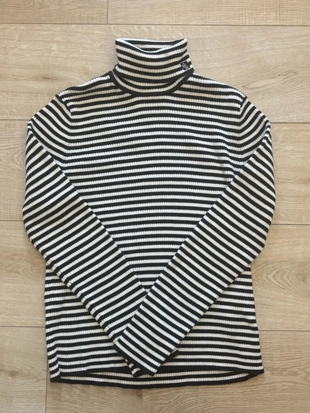 Ralph Lauren Preppy Black & White Striped Chunky Knit Turtleneck Sweater Ribbed - Picture 8 of 10